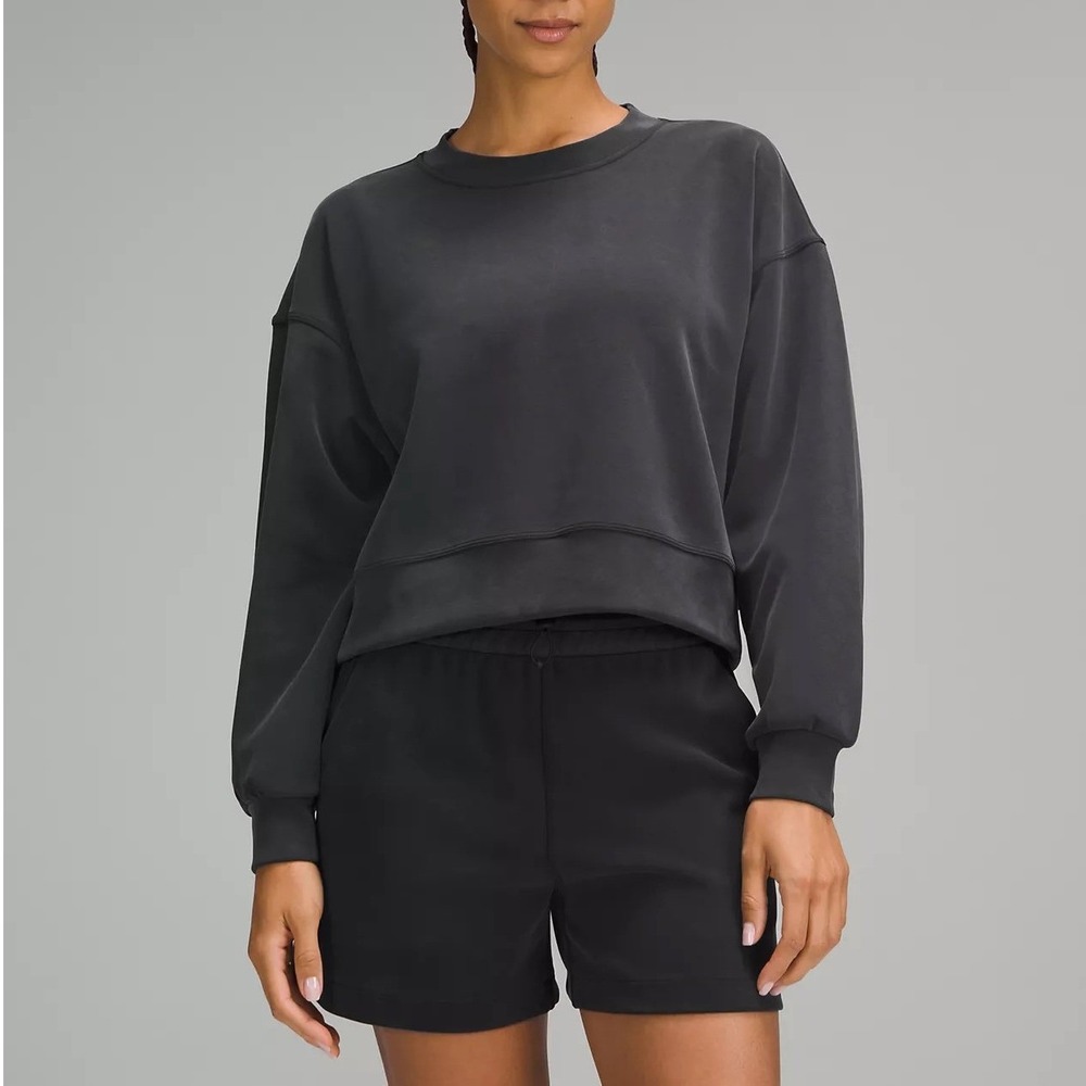 Lululemon Softstreme Perfectly Oversized Croped Crew Sweatshirt Women 10 Black